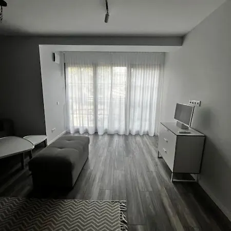 Apartmán By The Oak *